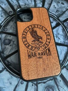 Zdjęcie z recenzji produktu Personalizowane Etui (Mahoń) - iPhone 13