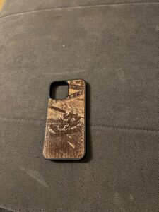 Zdjęcie z recenzji produktu Personalizowane Etui (Mahoń) - iPhone 13 Pro Max